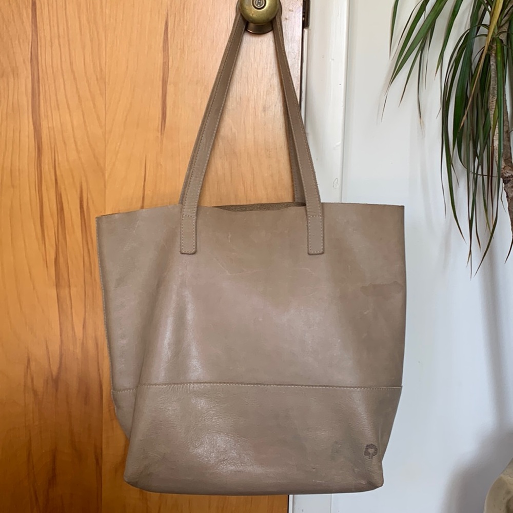 Large leather tote